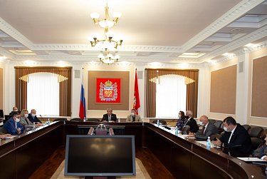 Совет ЗС собрался в 100-й раз